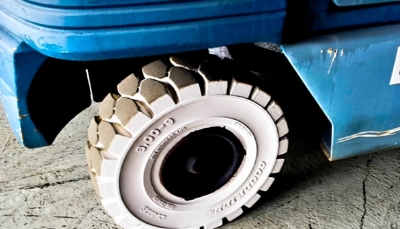 Onsite Industrial tyres LTD
